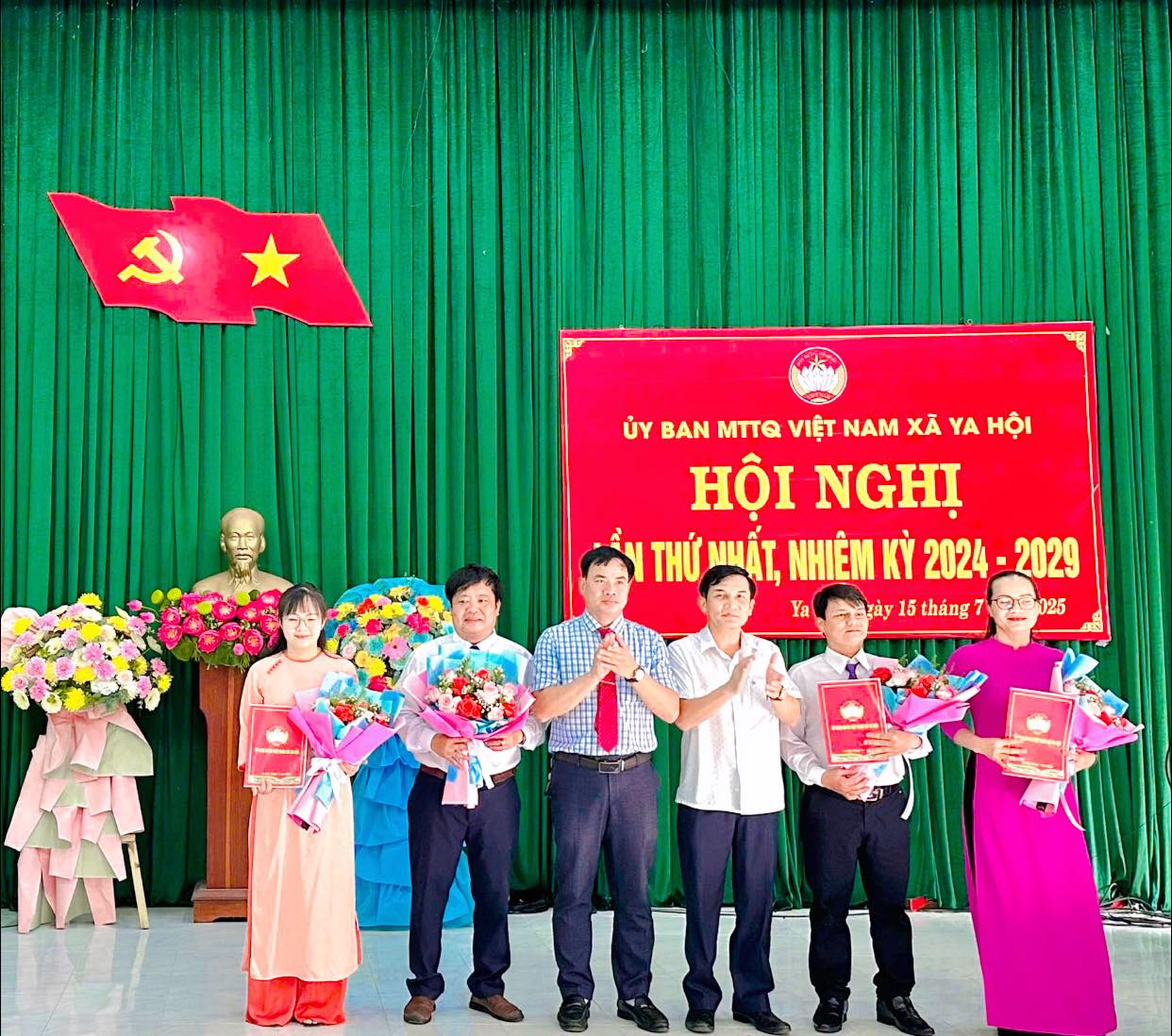 Ban Thường trực ủy ban MTTQ Việt Nam xã